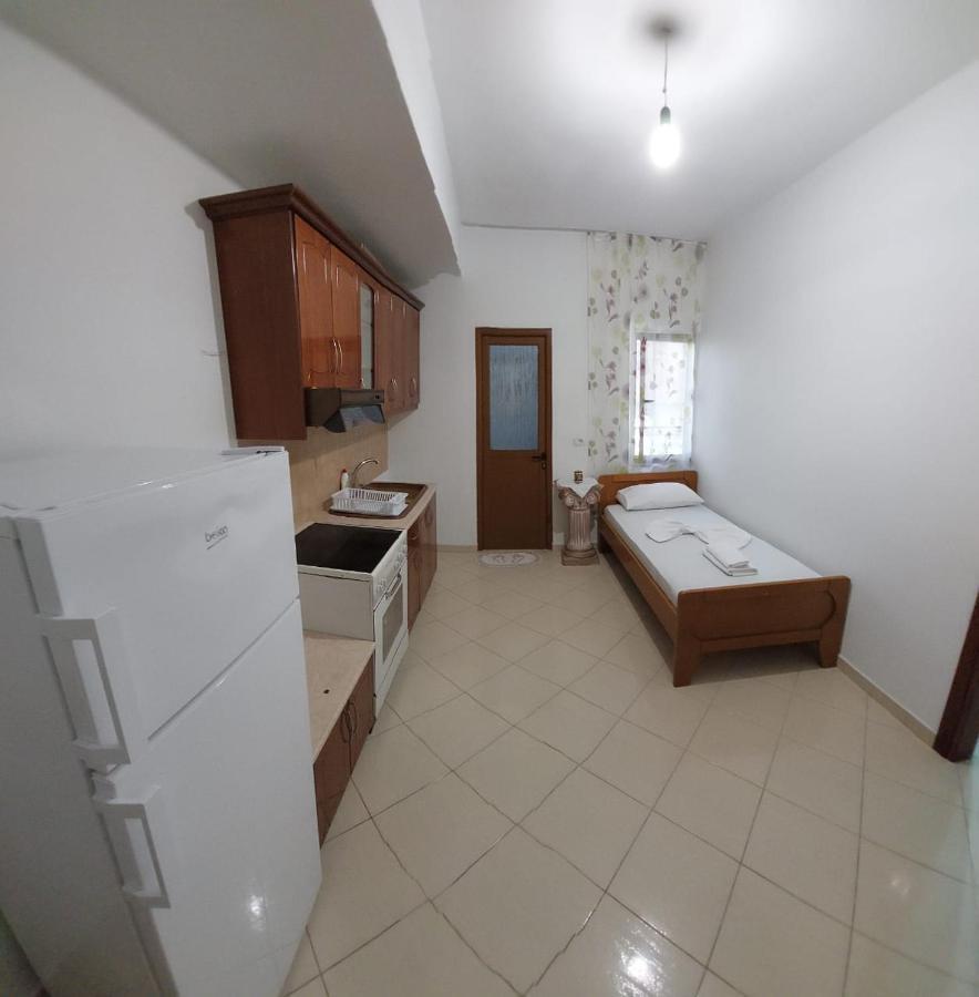 Summerland Saranda Luaran gambar