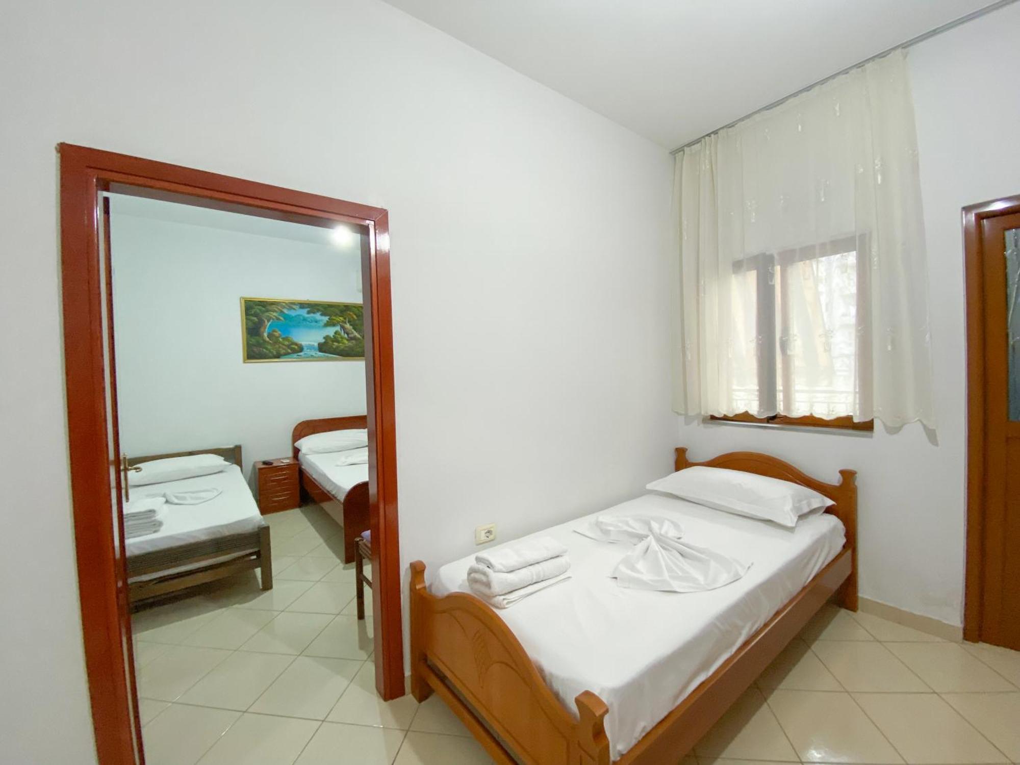 Summerland Saranda Luaran gambar