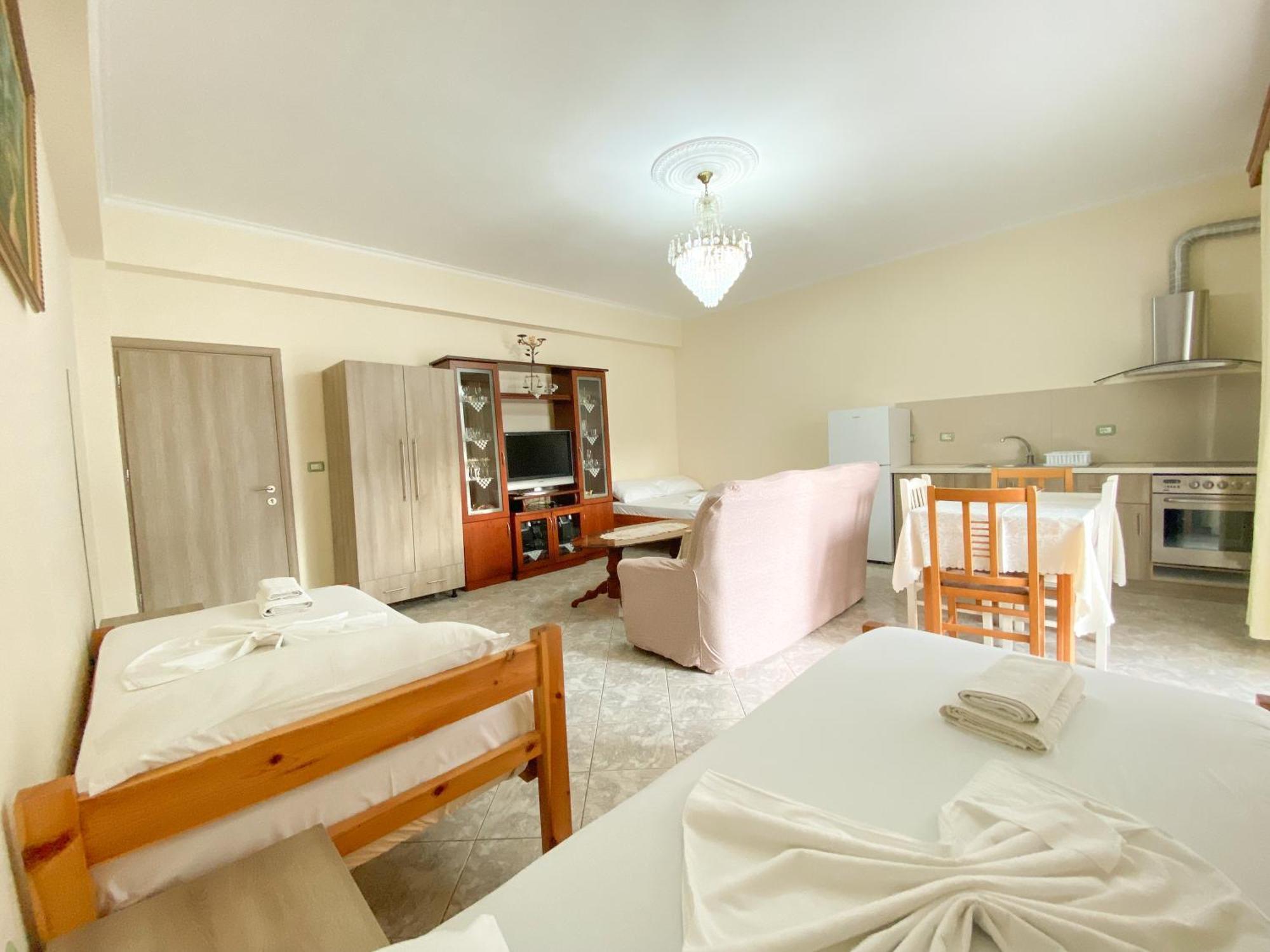 Summerland Saranda Luaran gambar